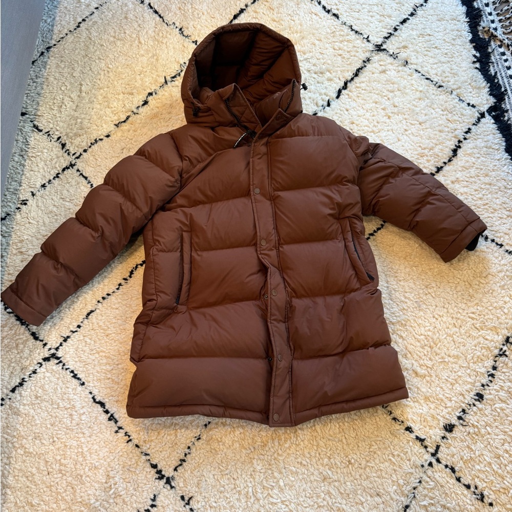 Aritzia Super Puff Mid Jacket